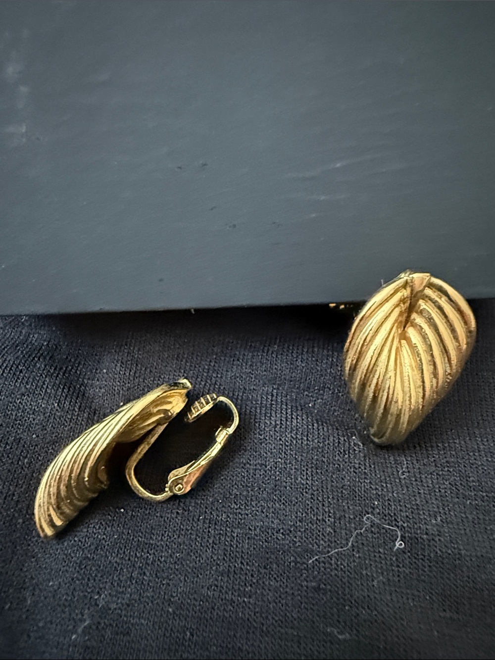 Gold Leaf-Textured Clip-On Earrings - Women's Accessories
